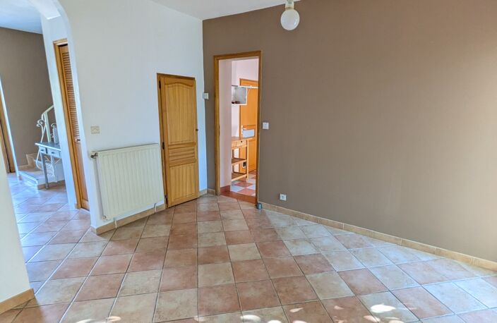 Vente Maison/villa 5 pièces — photo 4
