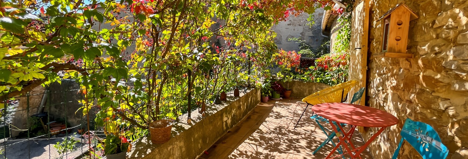 Maison 8 Pièces 230 m² à vendre à Sabran (30200)