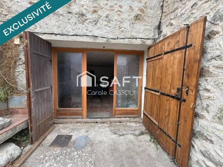 Grange toit refait  assainissement électricité  et eau — photo 1