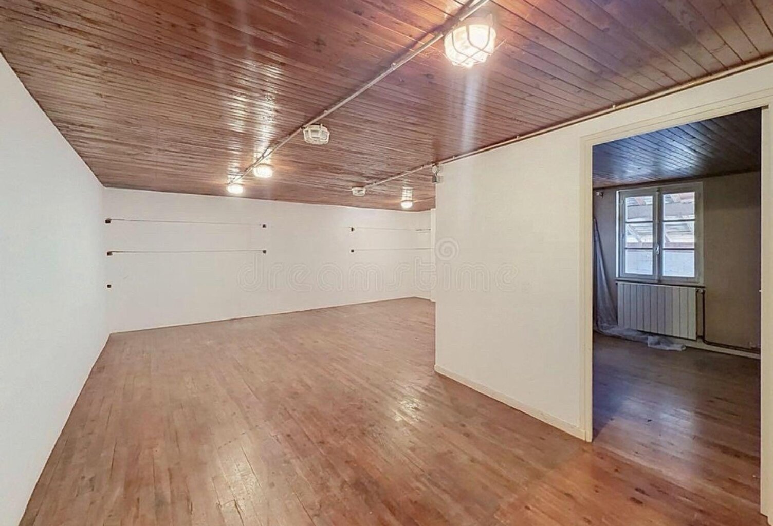 Plateau 88 m² à aménager avec terrasse couverte — photo 1