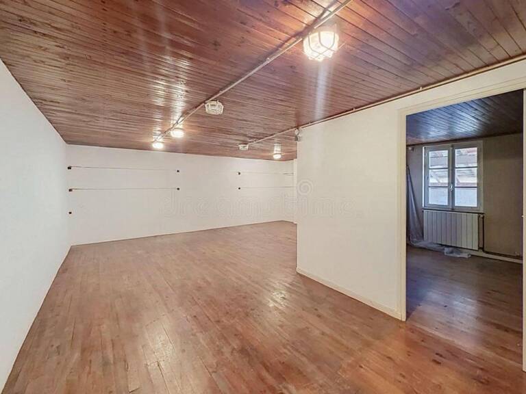 Plateau 88 m² à aménager avec terrasse couverte — photo 1