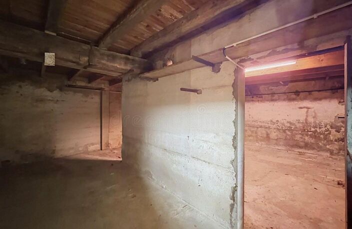 Plateau 88 m² à aménager avec terrasse couverte — photo 3