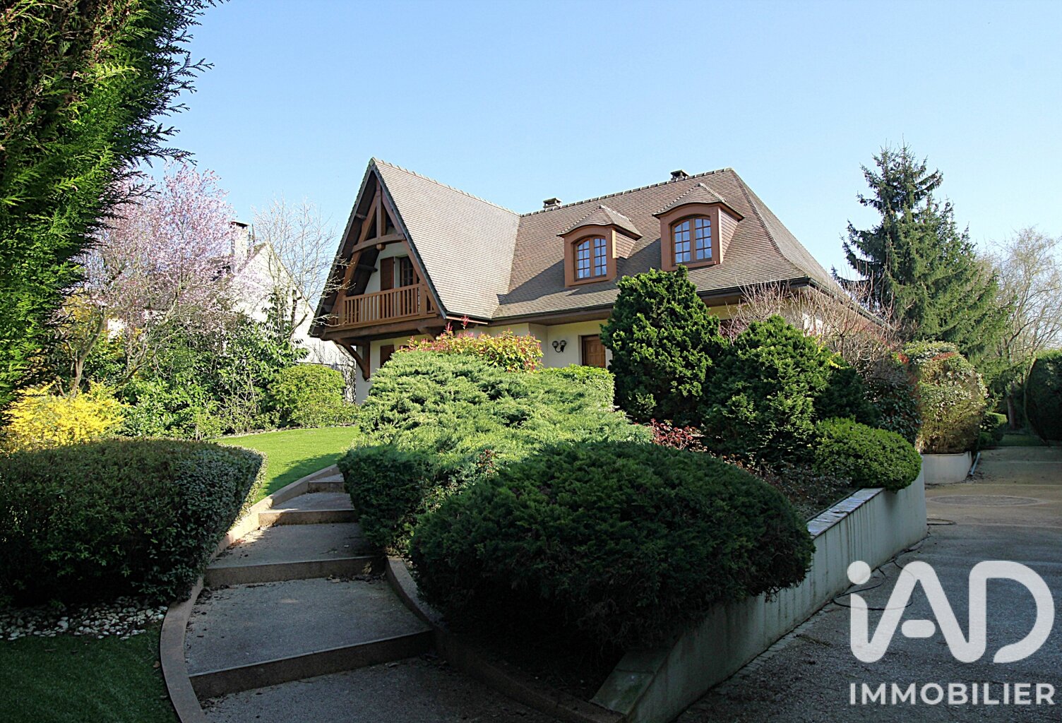 Vente Maison traditionnelle 7 pièces — photo 1