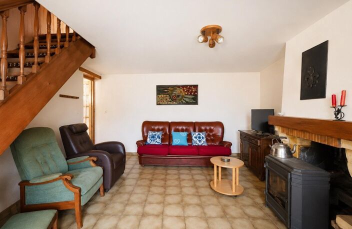 Authenticité, charme et petit budget : une maison prête à accueillir vos projets ! — photo 3