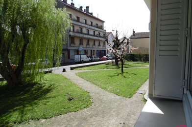 Appartement 3 pièces 777 €