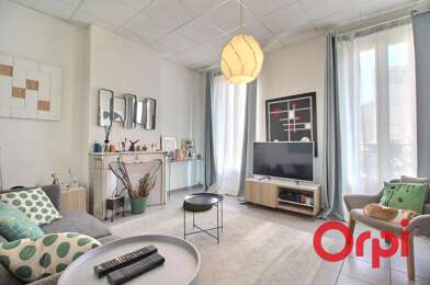 Immeuble  695000 €
