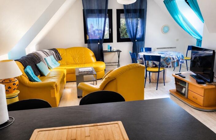 Propriété de rapport - cinq appartements loués meublés - rentabilité 8,6 % - Bernay — photo 3