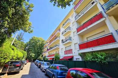 Garage  130 €