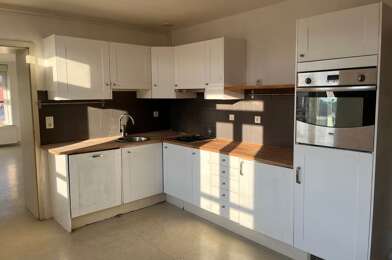 Appartement 5 pièces 1123 €
