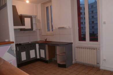 Appartement 3 pièces 765 €