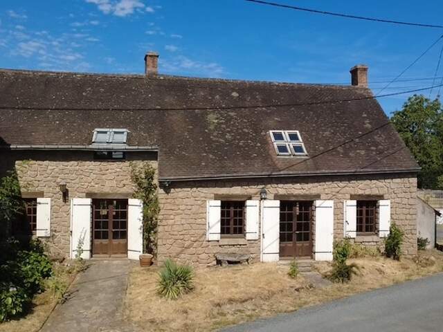 Maison à vendre 7 pièces 234 m² LE BOURG D'HEM (23) Lac pêche gîte 2 Maisons 1 Grange 1 Garage 1 terrain — photo du bien