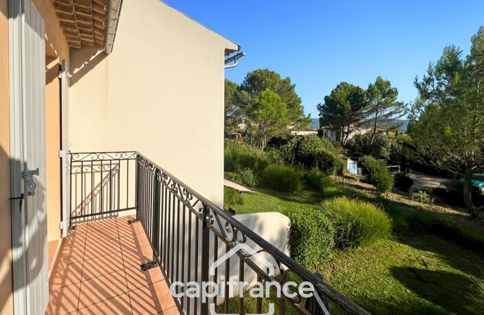 Charmant Bastidon dans le Domaine du Golf de Pont Royal, 45 m2 habitable, ravalé, avec jardin privatif, élevé d'un étage, 2 chambres,  terrasse, calme et nature — photo 5