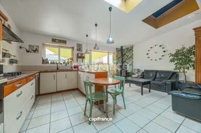 Maison 5 pièces 349900 €