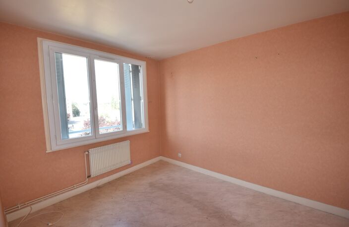 Appartement à vendre 4 pièces DIGOIN (71) — photo 3
