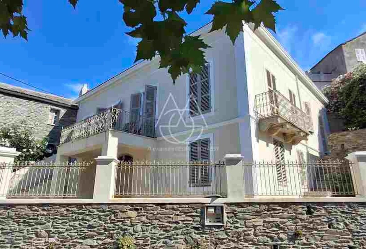Maison d'Américain au Cap Corse inclut un petit gîte entièrement autonome et indépendant — photo 1