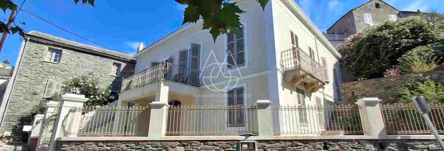 Maison 12 Pièces 450 m² à vendre à Centuri (20238)