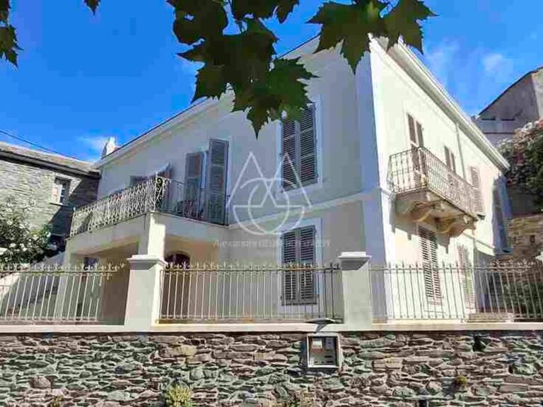 Maison d'Américain au Cap Corse inclut un petit gîte entièrement autonome et indépendant — photo 1