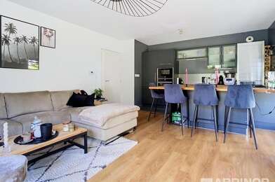 Appartement 3 pièces 1070 €