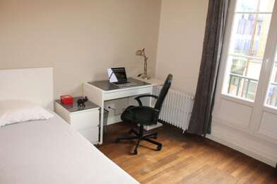 Appartement 1 pièces 440 €