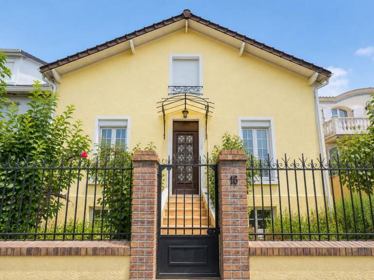 Maison de 5 pièces de 134 m² à Drancy — photo 1