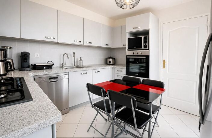 Maison de 8 pièces de 140 m² à Neuilly-en-Thelle — photo 3