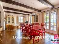 Rare propriété avec vue panoramique dans quartier recherché — photo 3