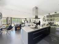 La Valette-du-Var ! Maison contemporaine de 240 m2 sur 2194 m2 de terrain — photo 4
