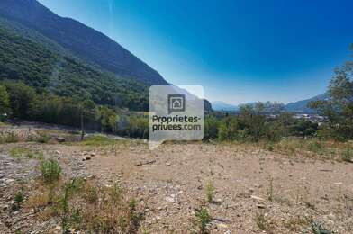 Terrain  250000 €