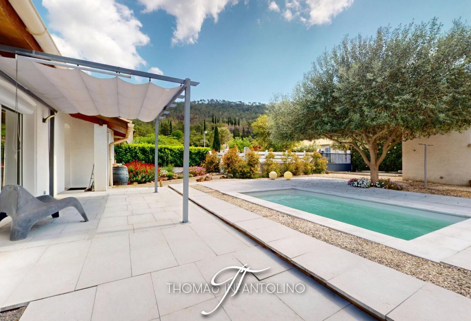 EN EXCLUSIVITE - PLAIN PIED - 3 CHAMBRES - CLIMATISATION GAINABLE - PISCINE - GARAGE — photo 1