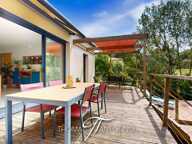 EN EXCLUSIVITE - PLAIN PIED - 3 CHAMBRES - SOUS SOL - PISCINE — photo 2