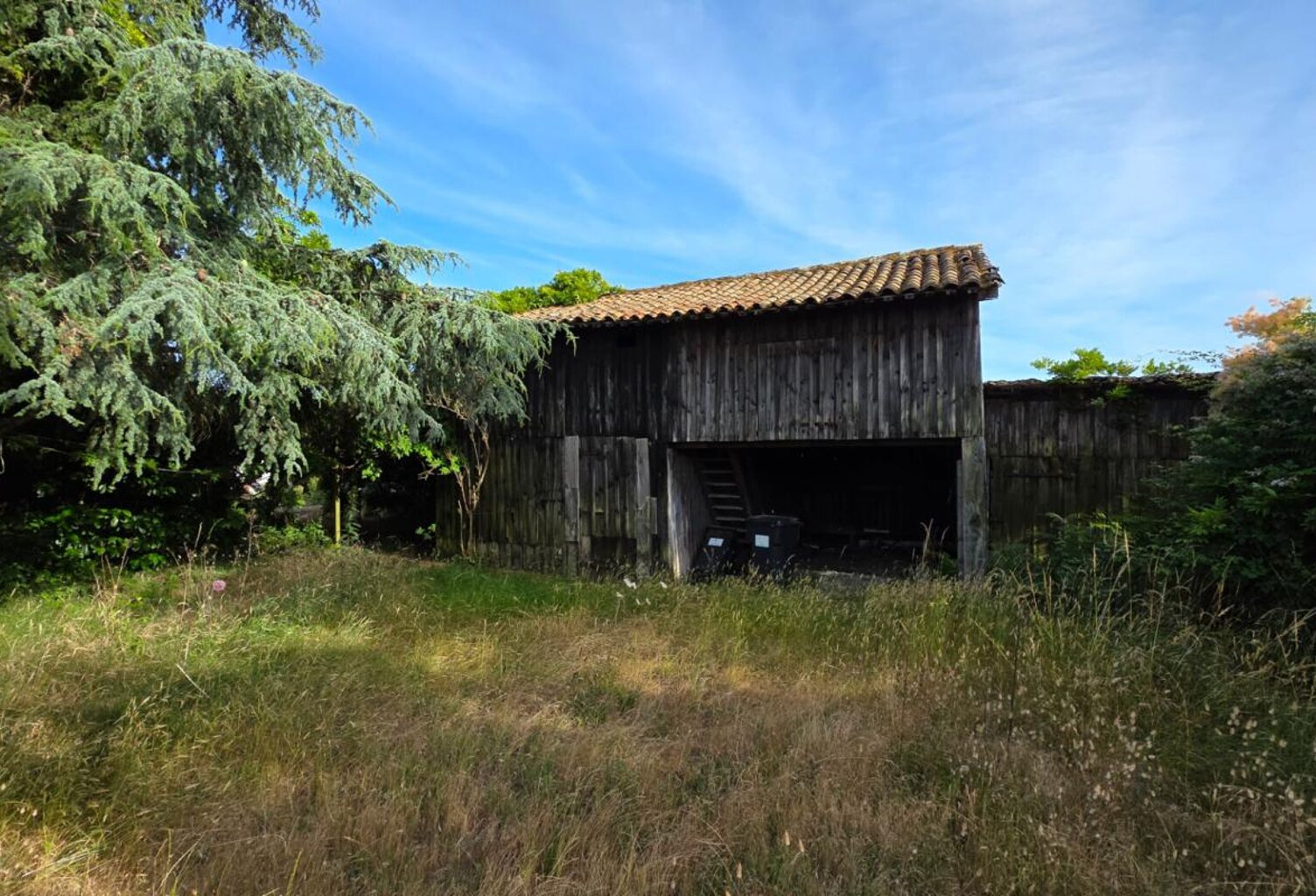 Grange sur terrain de 274m² Lacanau centre ville — photo 1