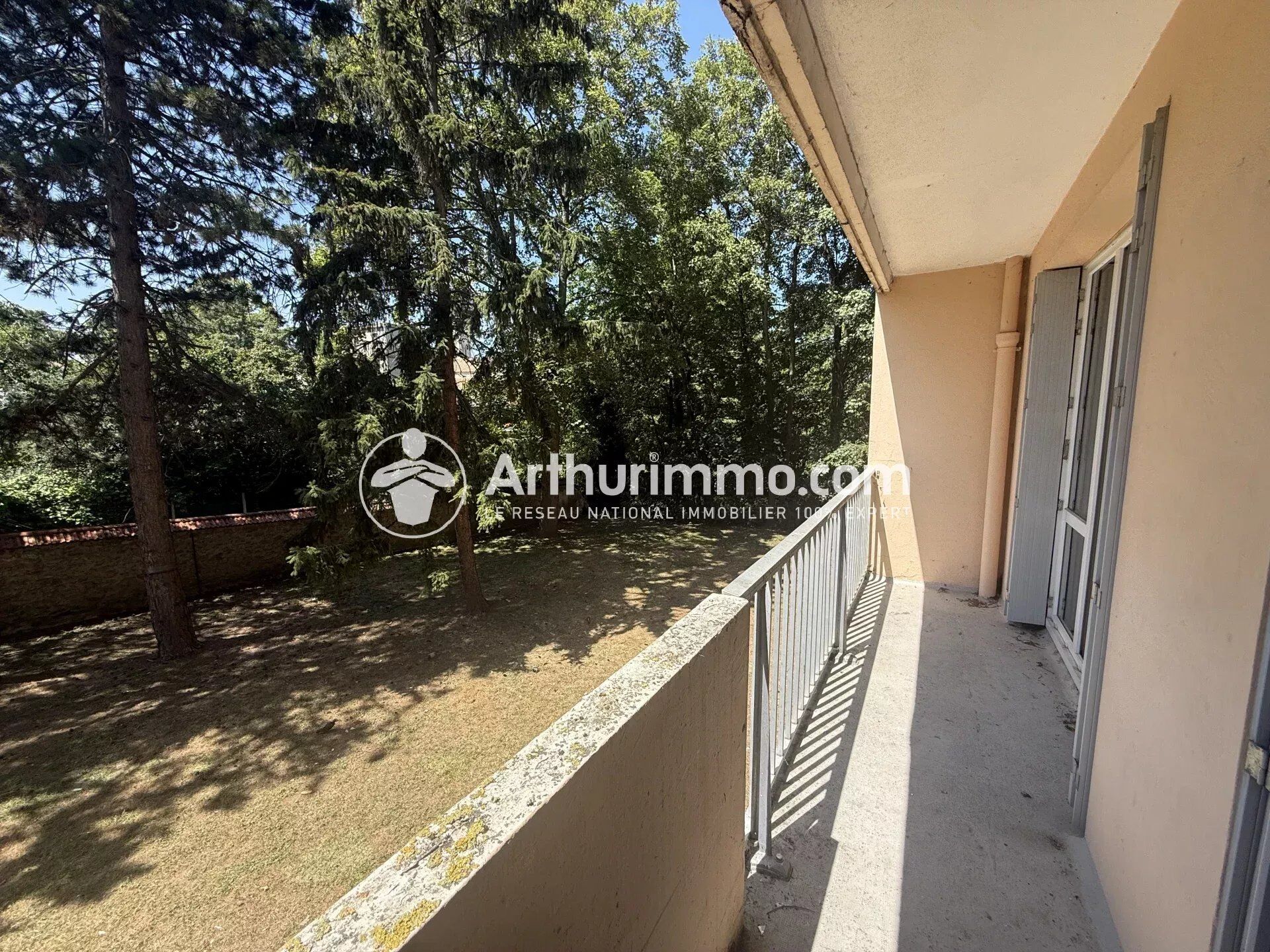 Appartement 2 pièces 47 m² · à Corbeil-Essonnes · 47 m² · 110 000 €