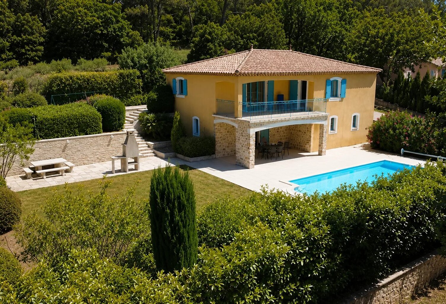 VILLA EN 2 LOGEMENTS 3 CHAMBRES AU CALME, SECTEUR RECHERCHÉ — photo 1