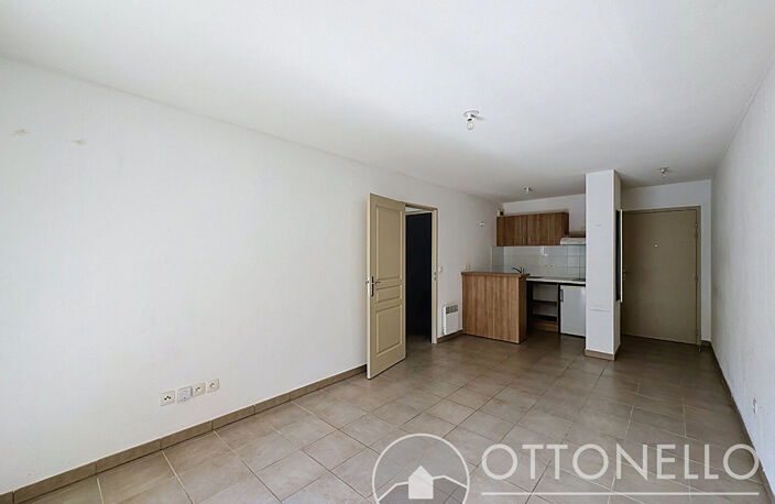 Appartement Roquebrune Sur Argens 2 pièces 40 m2 avec terrasse et deux parkings — photo 3