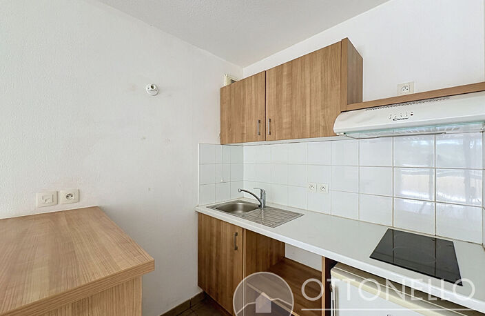 Appartement Roquebrune Sur Argens 2 pièces 40 m2 avec terrasse et deux parkings — photo 4