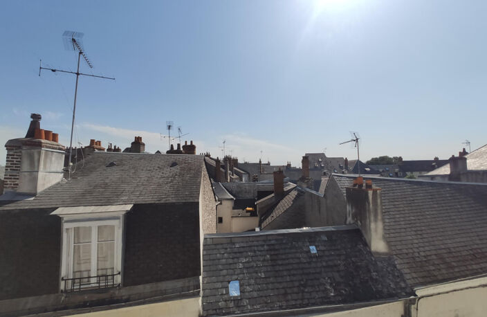 ORLEANS — photo 3