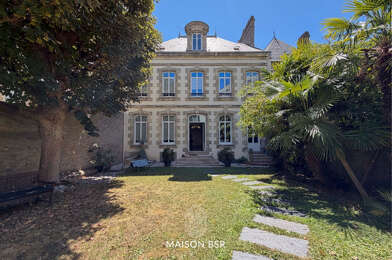 Maison 11 pièces 2400000 €