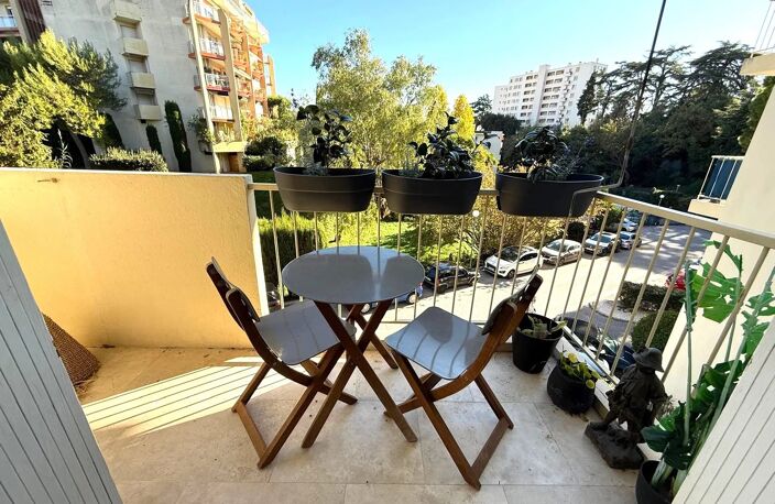 NICE-SAINT-AUGUSTIN, 3 pièces de 58 m² avec balcon, cave et plac — photo 3