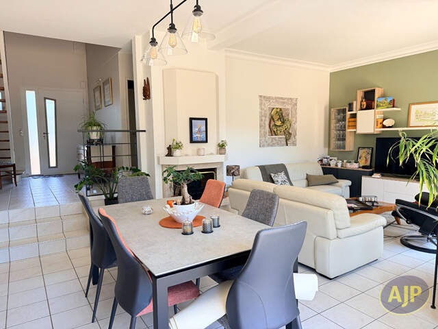 EXCLUSIVITÉ  ST HERBLAIN BOURG VASTE MAISON 4 CH + BUREAU — photo du bien