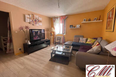 Appartement 5 pièces 590 €