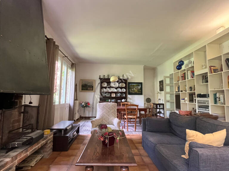 Ardèche, Privas. Spacieuse maison familiale comprenant  T2 indépendant + potentiel de création d'un 3e logement — photo 1