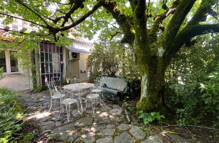 Ardèche, Privas. Spacieuse maison familiale comprenant  T2 indépendant + potentiel de création d'un 3e logement — photo 2