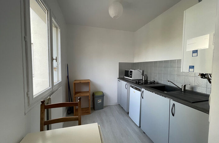 Appartement Quimper 1 pièce(s) 32.51 m2 — photo 3