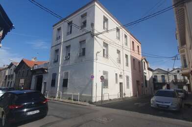 Immeuble  237600 €