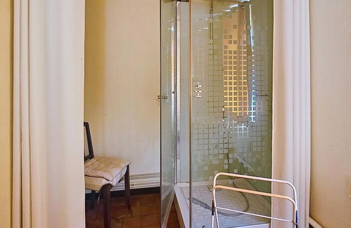 Maison avec travaux beau potentiel — photo 3