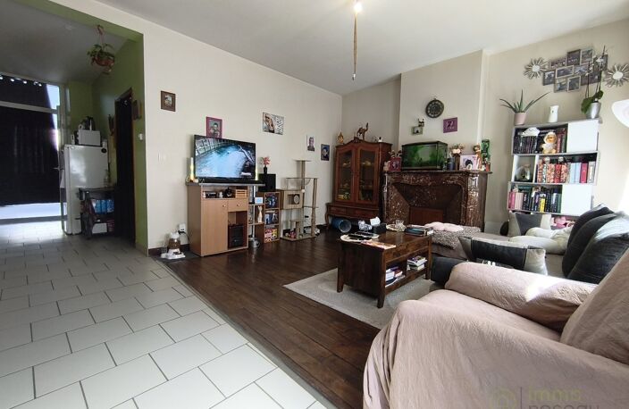 Immeuble — photo 2