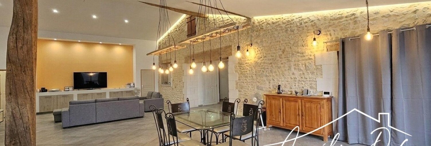 Maison 5 Pièces 185 m² à vendre à Antezant-la-Chapelle (17400)