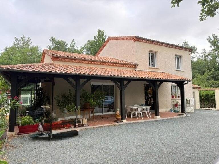 Grande maison avec piscine et terrain clôt proche de Villeréal — photo 1