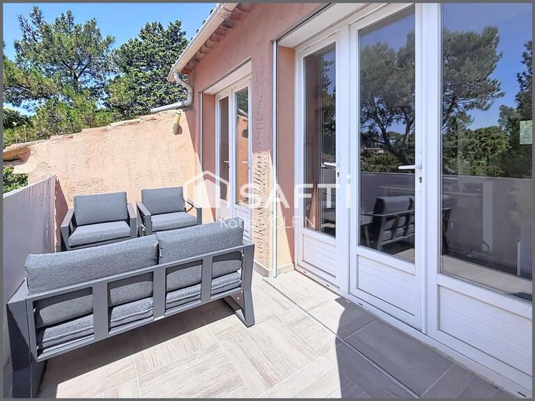 Appartement refait à neuf avec terrasse — photo 1