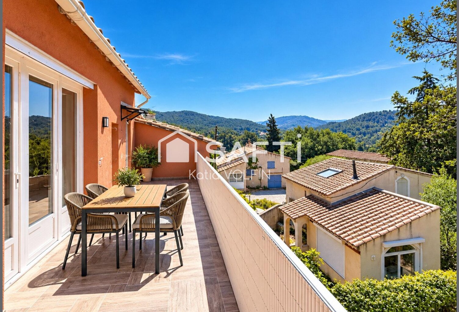 Appartement  T2 refait à neuf avec terrasse — photo 1